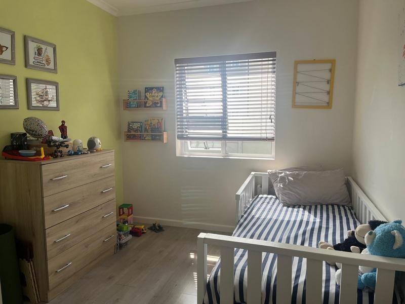 To Let 2 Bedroom Property for Rent in Heathfield Western Cape